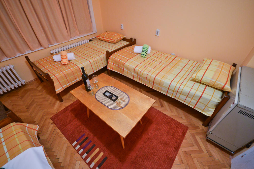 Glorious Rooms Ni Pokoj fotografie